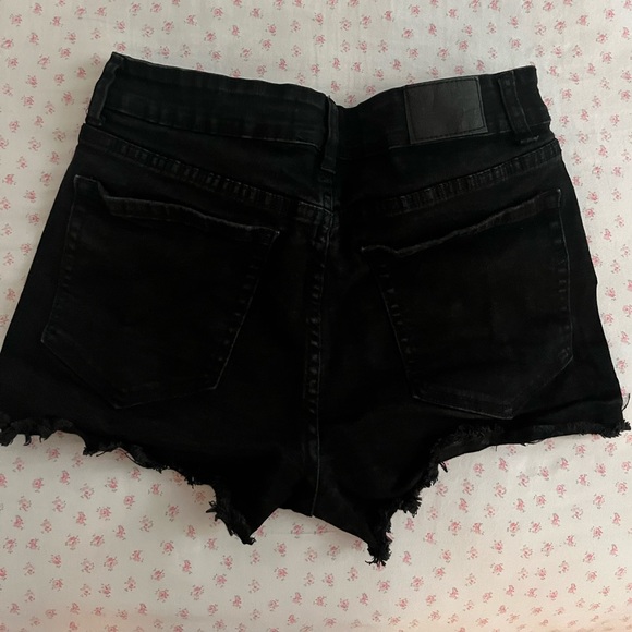 Aeropostale Jean shorts. Size US 6/Women’s. - Picture 2 of 2